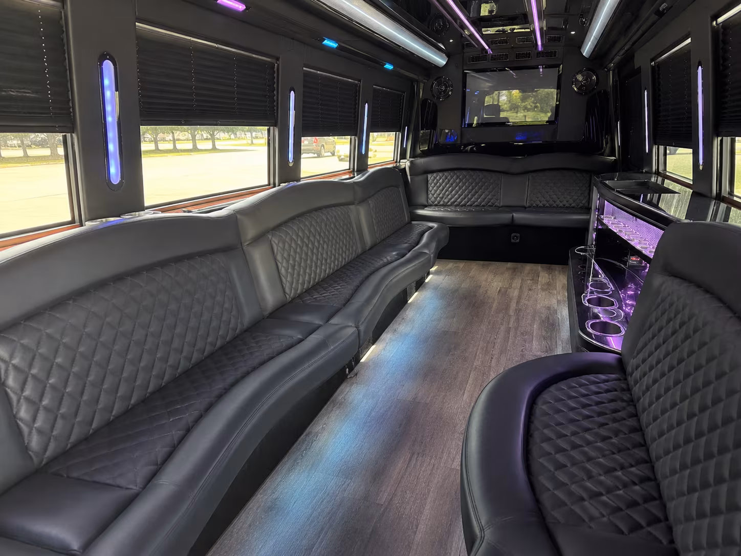 quincea n era sweet 16 party bus rental