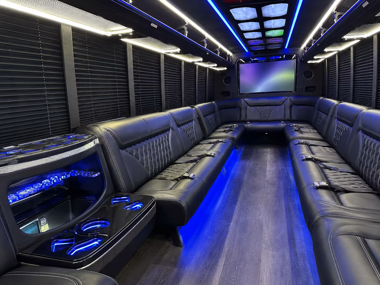 scranton 20 passenger party bus inside