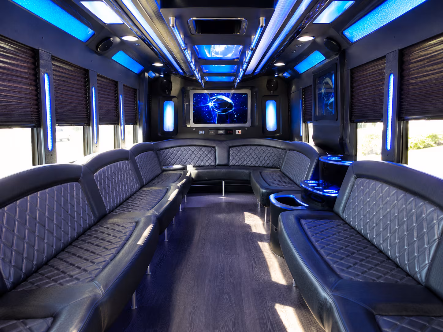 scranton 28 passenger party bus inside